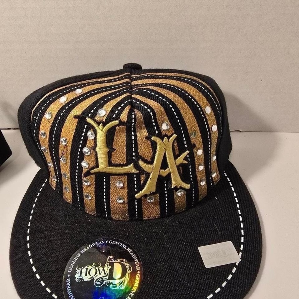 0069 New HOWD Black & Gold LA size S‎ ball cap